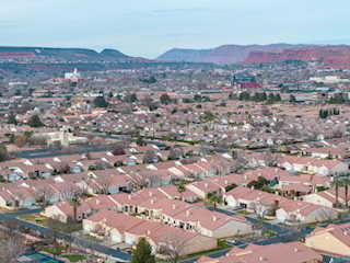 1186 E 900  S #37 St George, UT 84790 home for sale, MLS#25-267700 - Erika Rogers Photo 2