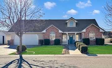 2368 S Coletero Washington, UT 84780 home for sale, MLS#25-267660 - Erika Rogers Photo 2