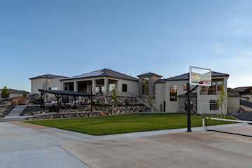 1115 S Westfield RD Toquerville, UT 84774 home for sale, MLS#25-265376 - Erika Rogers Photo 5