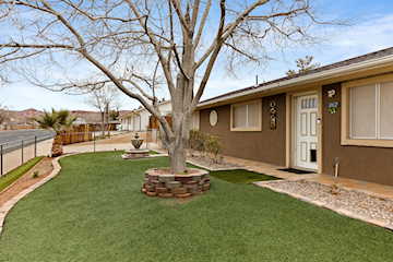 1162 W 610 N St George, UT 84770 home for sale, MLS#26-267739 - Erika Rogers Photo 3
