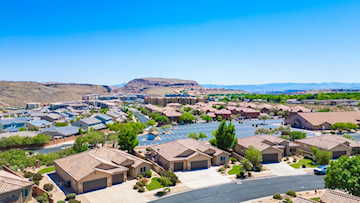 1574 N Sugar Plumb LN Washington, UT 84780 home for sale, MLS#25-261660 - Erika Rogers Photo 2