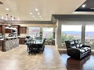 1052 N 1830 E CIR St George, UT 84770 home for sale, MLS#26-267712 - Erika Rogers Photo 2