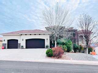 1052 N 1830 E CIR St George, UT 84770 home for sale, MLS#26-267712 - Erika Rogers Photo 3