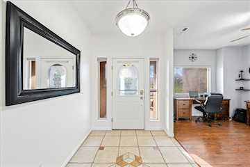 5 S Crimson CIR St George, UT 84790 home for sale, MLS#25-267707 - Erika Rogers Photo 4