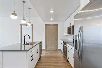 224 N Chaparral DR #203 Hurricane, UT 84737 condo for sale, MLS#25-267719 - Erika Rogers Photo 3