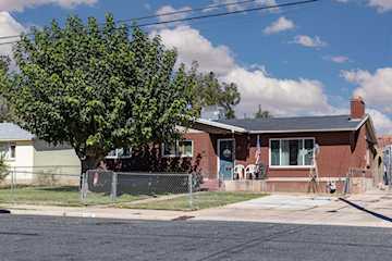 358 W 200  S St George, UT 84770 home for sale, MLS#25-267676 - Erika Rogers Photo 2