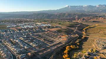 369 Firerock Way Way #101 Hurricane, UT 84737 home for sale, MLS#25-267350 - Erika Rogers Photo 4