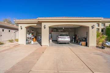 2246 W Sonoma LN St George, UT 84770 home for sale, MLS#25-267727 - Erika Rogers Photo 3