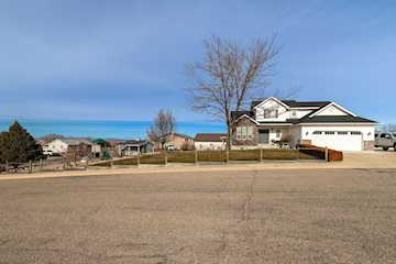 1653 N Millstone CIR Enoch, UT 84721 home for sale, MLS#26-267804 - Erika Rogers Photo 5