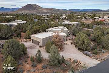 731 N Rock Garden LN Dammeron Valley, UT 84783 home for sale, MLS#26-267808 - Erika Rogers Photo 5