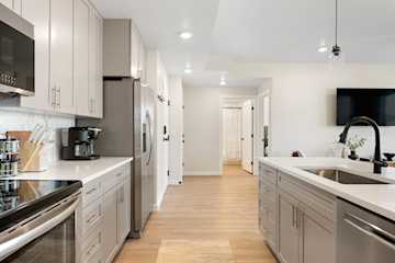 961 W Akoya Pearl DR #301 St George, UT 84790 condo for sale, MLS#26-267805 - Erika Rogers Photo 5