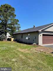  Real Estate for Sale - 19 Pintail Dr in Ocean Pines Photo 2