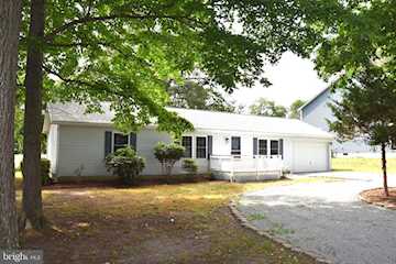  Real Estate for Sale - 117 River Bend Dr in Dagsboro Photo 2