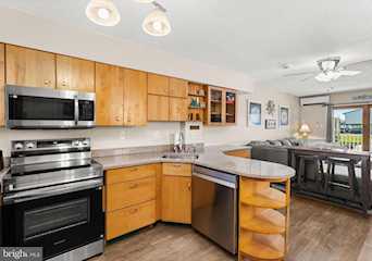 Crab Cove 32Nd St Real Estate for Sale - 501 Penguin Dr #1A01 in Ocean City Photo 3
