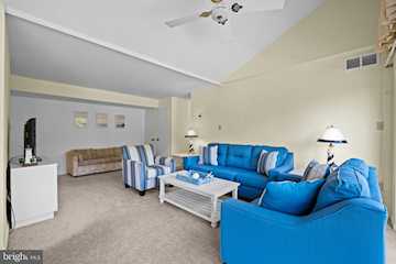 Tiburon I Real Estate for Sale - 14007 Sand Dune Rd #11A in Ocean City Photo 4