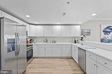 Astoria Real Estate for Sale - 4500 Coastal Hwy #407 in Ocean City Photo 5