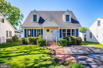  Real Estate for Sale - 12912 Pine St in Ocean City Photo 2