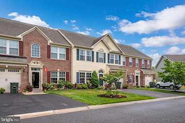  Real Estate for Sale - 508 Sunlight Ln #2 in Berlin Photo 4