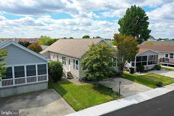  Real Estate for Sale - 13329 Nantucket Rd in Ocean City Photo 2