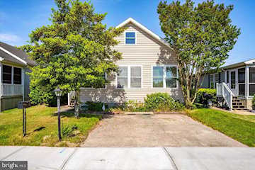  Real Estate for Sale - 13329 Nantucket Rd in Ocean City Photo 4