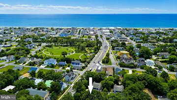 Garfield Station Real Estate for Sale - 422B Garfield Parkway in Bethany Beach Photo 2