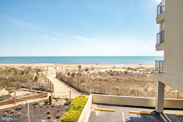 Waikiki Real Estate for Sale - 1 142nd St #A106 in Ocean City Photo 4