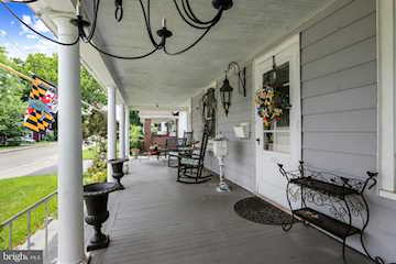  Real Estate for Sale - 207 Williams St in Berlin Photo 5