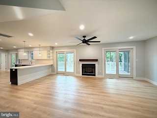  Real Estate for Sale - 347 Fairway Ln in Dagsboro Photo 3