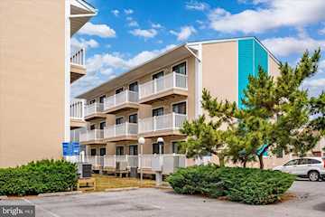 Teal Bay Real Estate for Sale - 149 Captains Quarters Rd #10302 in Ocean City Photo 3