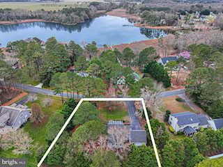  Real Estate for Sale - 10641 Piney Island Dr in Bishopville Photo 2