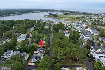  Real Estate for Sale - 647 Evans Ave in Bethany Beach Photo 2