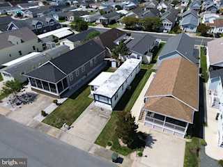 Montego Bay Civic Association Real Estate for Sale - 163 Clam Shell Rd in Ocean City Photo 3