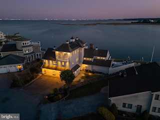  Real Estate for Sale - 26 West Mallard in Ocean Pines Photo 2