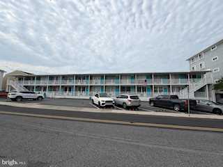 Ocean Wave 45 Real Estate for Sale - 7 45th St #209 in Ocean City Photo 3