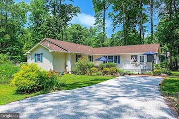  Real Estate for Sale - 151 Sandyhook Rd in Ocean Pines Photo 3