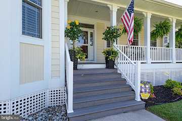  Real Estate for Sale - 11752 Maid At Arms Ln in Berlin Photo 2