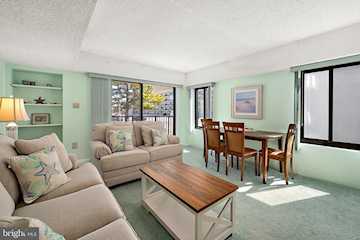 Bluewater East Real Estate for Sale - 13400 Coastal Hwy #S208 in Ocean City Photo 5