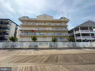 Oceans Pointe Real Estate for Sale - 1209 Atlantic Ave #302 in Ocean City Photo 2