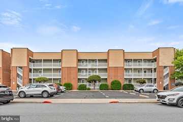 Chateau Phoenix Real Estate for Sale - 714 Mooring Rd #C305 in Ocean City Photo 2