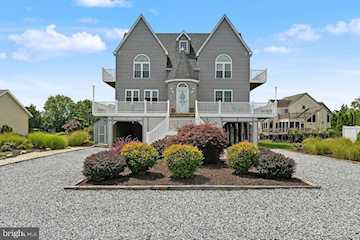  Real Estate for Sale - 38884 Cove Ct in Ocean View Photo 3
