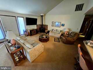  Real Estate for Sale - 400 136th St in Ocean City Photo 4