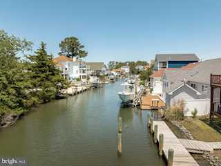  Real Estate for Sale - 10431 Brighton Rd in Ocean City Photo 3