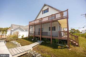  Real Estate for Sale - 10431 Brighton Rd in Ocean City Photo 2