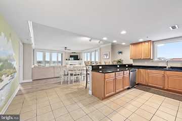 Emerson Towers Real Estate for Sale - 221 Wicomico St #504 in Ocean City Photo 4