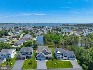  Real Estate for Sale - 38039 Water Walk Way in Selbyville Photo 3