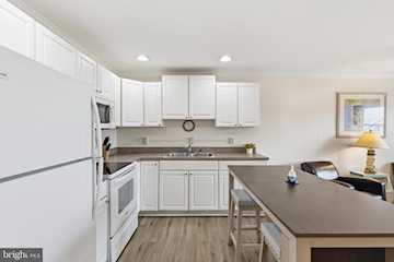 Paradise Bay Real Estate for Sale - 409 Saint Louis Ave #60 in Ocean City Photo 4