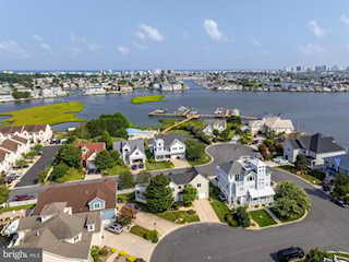  Real Estate for Sale - 13506 Yellow Banks Ct in Ocean City Photo 5