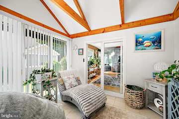  Real Estate for Sale - 1 Links Ln in Berlin Photo 5
