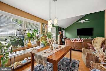  Real Estate for Sale - 1 Links Ln in Berlin Photo 4