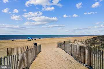 Seaway Real Estate for Sale - 17 72nd St #21 in Ocean City Photo 4